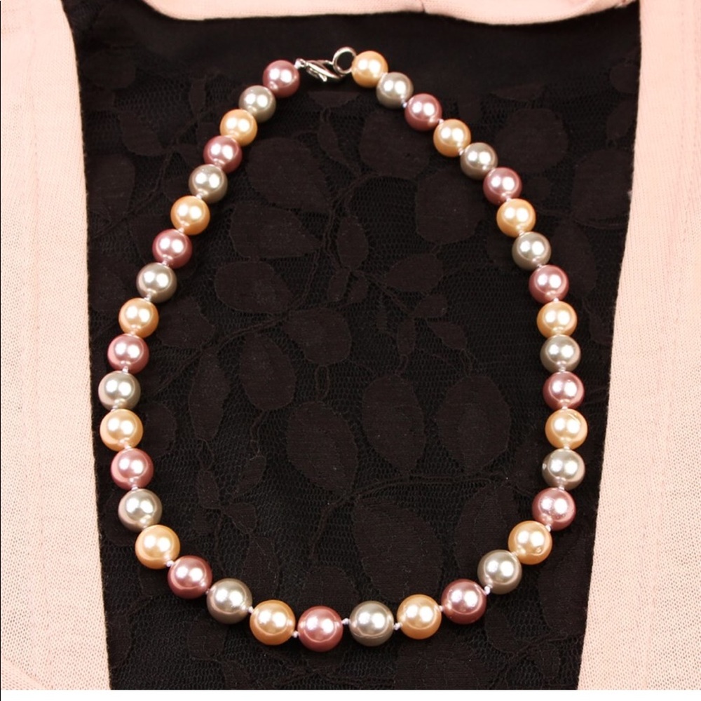 Freshwater pearl necklace
